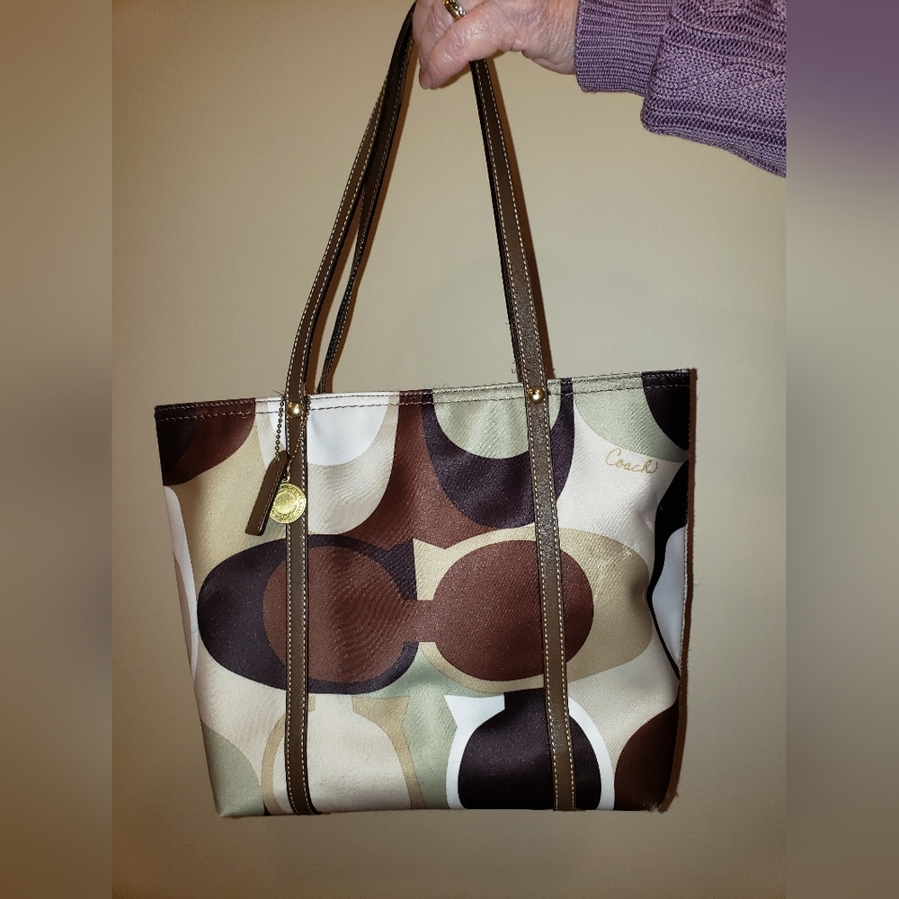 Coach Shoulder Bag
